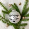 Christbaumkugel 8 cm Echtglas silber matt Pädagoge mit Herz